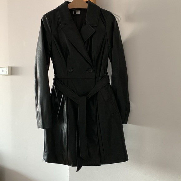 BNWT Premium H&M Vegan Leather Rain Shiny Sexy Trench Coat Black XXS - Picture 2 of 10